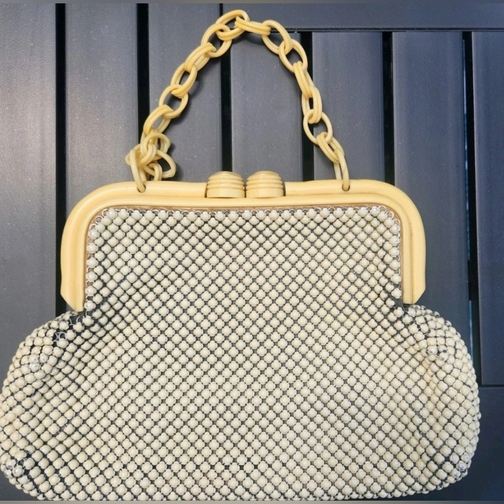 Elegant Cream Beaded Handbag